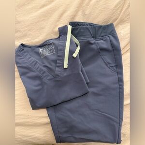 Women Zamora Jogger Scrub Pants & Women’s Catarina One Pocket Scrub Top Set